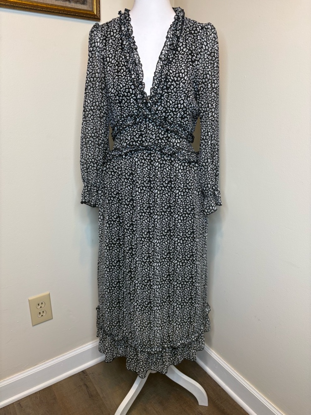 SHEIN Black and White Ruffle-Trim Midi Dress